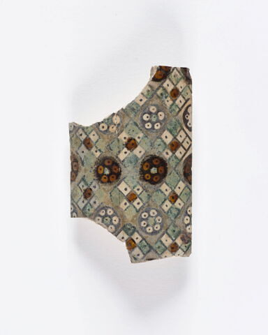 Fragment de colonnette à décor de damier