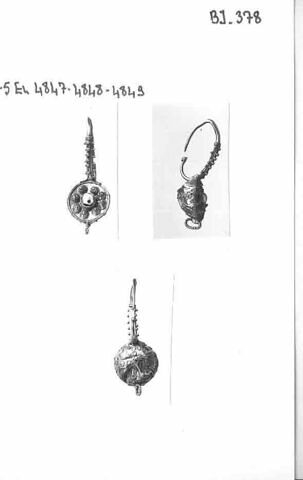 Boucle d'oreille avec croix hérissée de globules, image 4/8