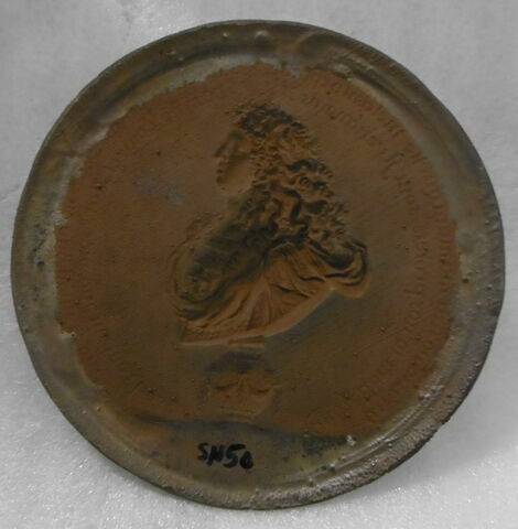 Médaillon : Buste de Louis XIV, image 2/2