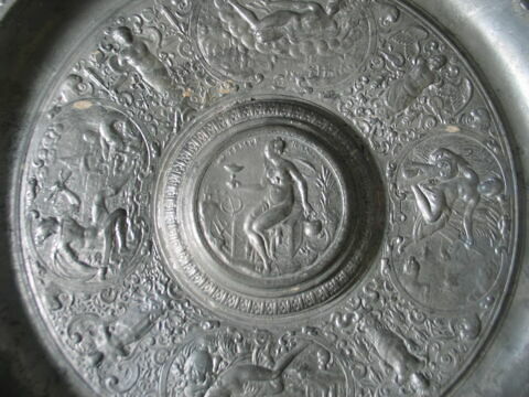 Surmoulé en plomb du plat de la Tempérance de Fr. Briot, image 3/5