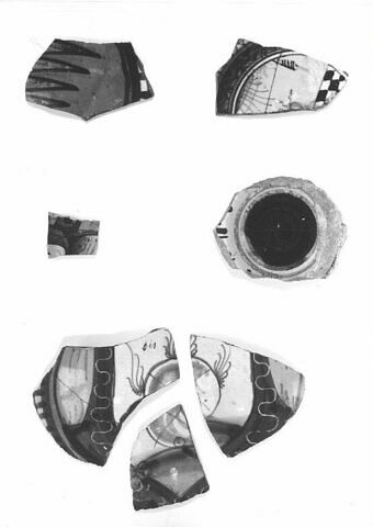 Fragments de cruche : armoiries, image 3/3