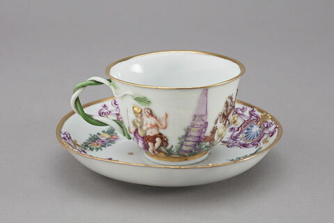 Tasse et soucoupe, image 1/7