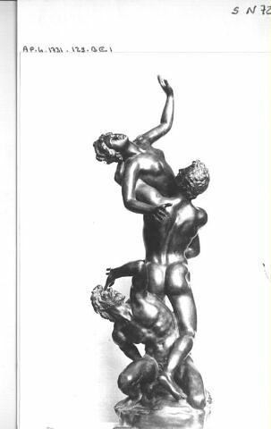 Groupe sculpté : l'enlèvement de la Sabine, image 1/1