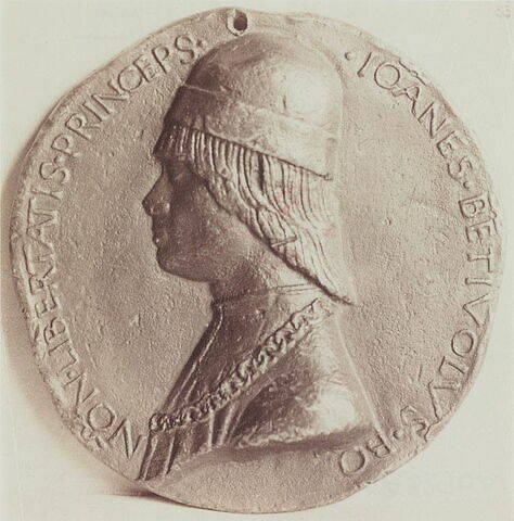 Médaille : Giovanni II Bentivoglio / armes des Bentivoglio soutenues par deux putti, image 3/3