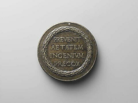 Médaille : Giovanni Lodovico Toscani / inscription dans une couronne de lauriers, image 2/2