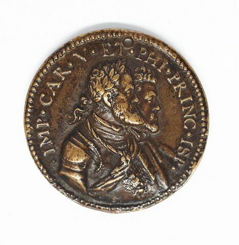 Médaille : Charles Quint et le prince Philippe II / deux colonnes sur des flots entourées du collier de la toison d'or, image 1/2