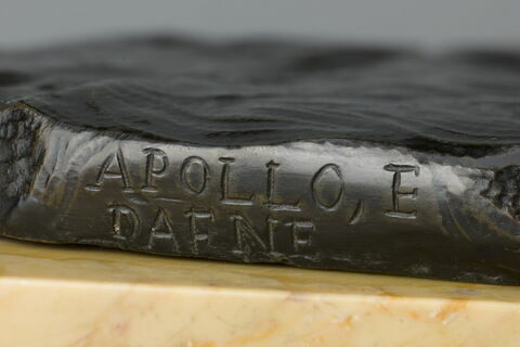 Groupe sculpté : Apollon et Daphné, image 4/4