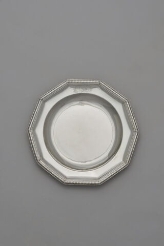 Plat rond décagonal