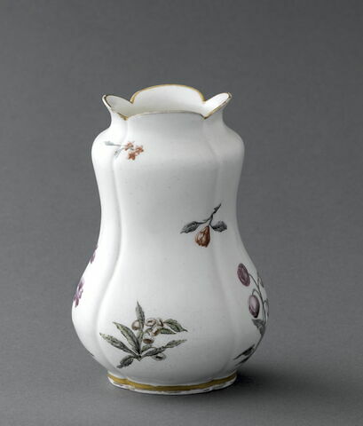 Vase à oignons, à décor de fleurs polychromes, d'une paire (OA 8043), image 4/6