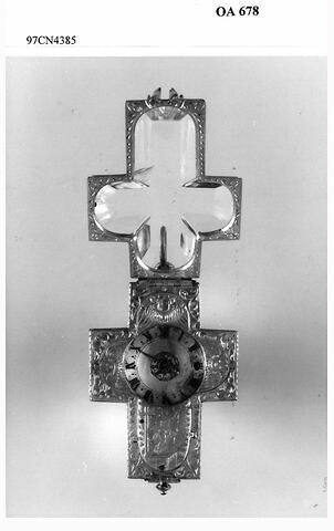 Montre en forme de croix, image 3/8