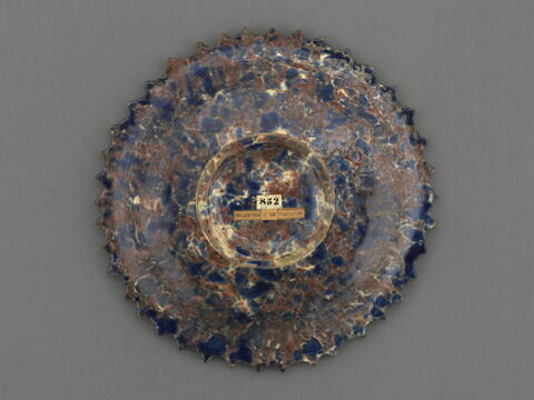 Plat rond : La Charité, image 2/4