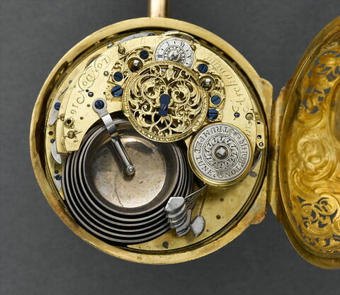 Montre ronde assortie d'une châtelaine, image 14/16