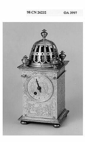 Horloge de table en forme de tour carrée aux armes du roi Henri III, image 3/6