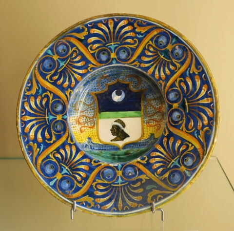 Assiette : armoiries des Saracinelli d'Orvieto