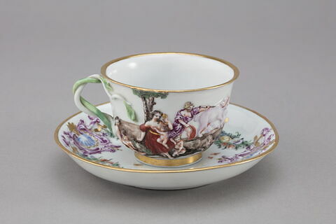 Tasse et soucoupe, image 1/7