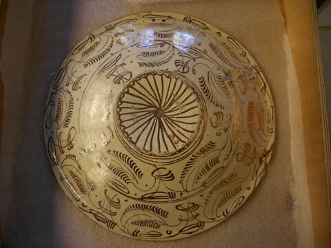 Plat rond : christogramme 