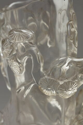 Vase en cristal de roche, image 2/5