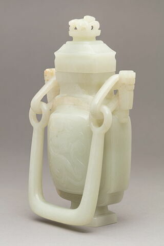 Vase en jade avec couvercle, panse ornée de dragons, image 7/15