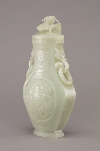 Vase en jade à couvercle, image 12/20