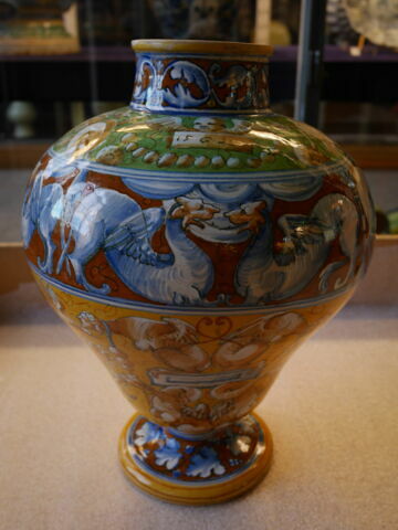 Grand vase de forme ovoïde : armoiries (?), image 2/6