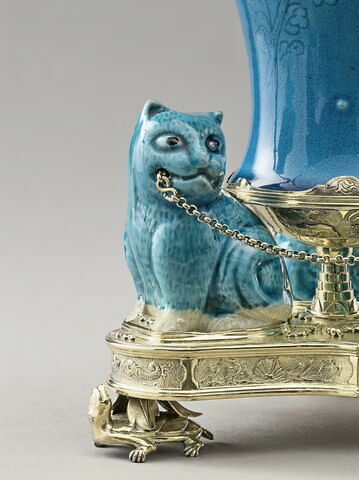 Fontaine en porcelaine de Chine bleue, image 4/6
