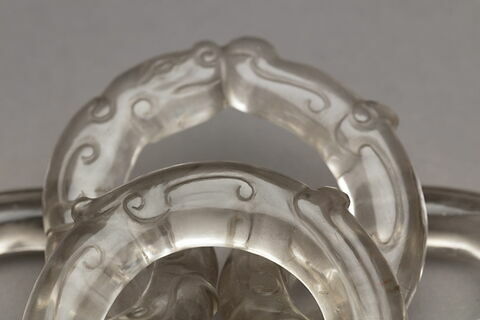 Quatre anneaux en cristal de roche, formant chaine et figurant des serpents, image 2/6