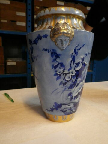 Vase Clodion à deux anses, d'une paire (OA 2475), image 4/4