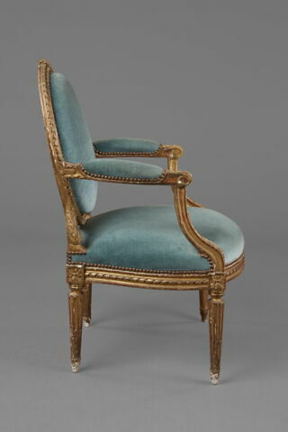 Fauteuil d'une suite de six, image 4/4