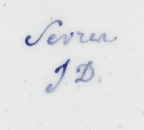 Plateau ovale à bords relevés avec deux petits pots ayant chacun un bol intérieur et un couvercle, d'une paire (R 567), d'un service de table (R 550 à 675), image 6/7