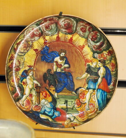 Coupe ronde : Jupiter et Prométhée, image 1/6