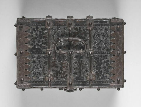Coffret : rinceaux et feuilles épineuses, image 3/6