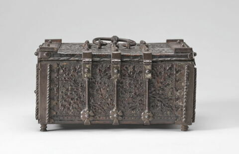 Coffret : rinceaux et feuilles épineuses, image 5/6