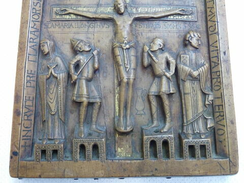 Plaque de bois : Crucifixion, image 2/2