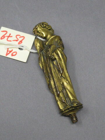 Statuette d'un ensemble de douze provenant d'une châsse : saint Jean de Calvaire, image 2/4