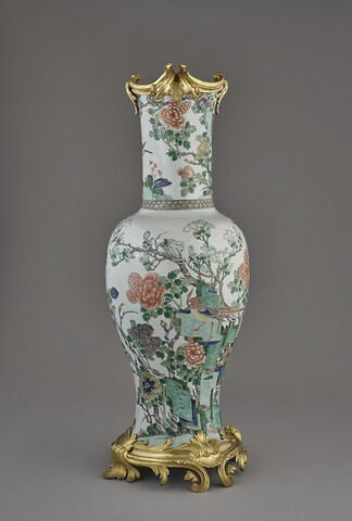 Vase en porcelaine de Chine, image 4/4