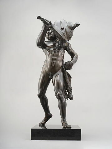 Groupe sculpté : Hercule et le sanglier, image 2/5