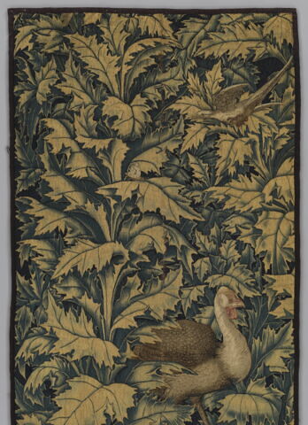Fragment de tapisserie à décor de grande feuilles avec un dindon, image 6/8
