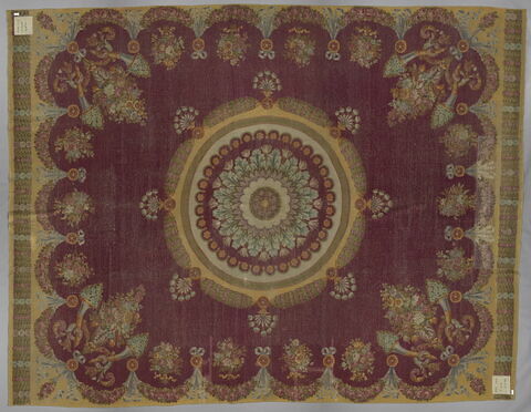 Tapis velours rectangulaire à rosace centrale, image 10/11
