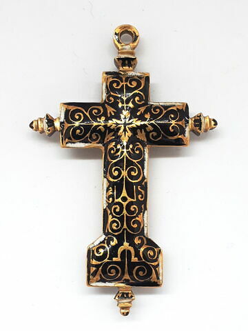 Croix-pendentif en or émaillé et cristaux de roche, image 2/5