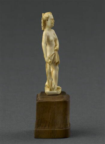 Femme au bain, image 3/4
