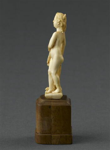 Femme au bain, image 4/4