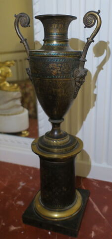 Vase d'une paire