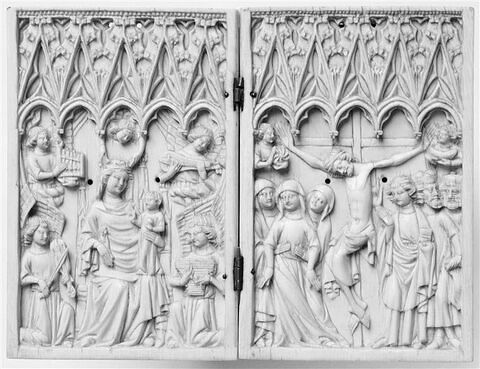 Diptyque : la Vierge glorieuse entourée d'Anges musiciens ; la Crucifixion, image 1/1