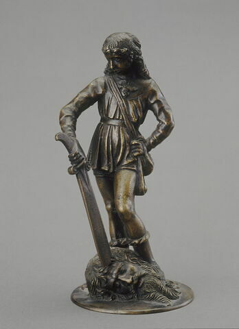 Statuette : David vainqueur de Goliath