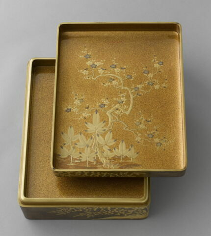 Grande boîte rectangulaire : buisson auprès d'une rivière, image 9/9