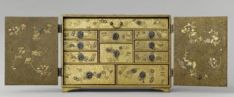 Boîte fermant à deux portes, image 9/11