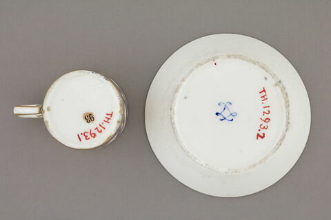 Tasse litron et sa soucoupe, image 2/3