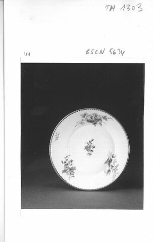 Tasse litron et soucoupe, d'une paire 
(voir TH 1304)., image 2/2