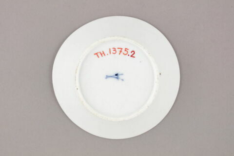 Tasse et sa soucoupe, une paire (TH 1376), image 3/6