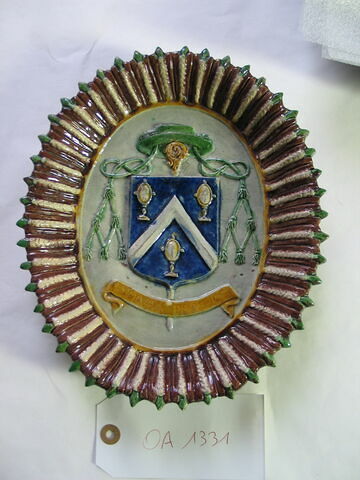 Plat ovale : armoiries de Jean le Mire, évêque d'Anvers (1560-1611), image 1/4